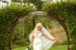 054_Bride-in-an-Irish-Garden