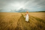 078_Bride-in-a-corn-field